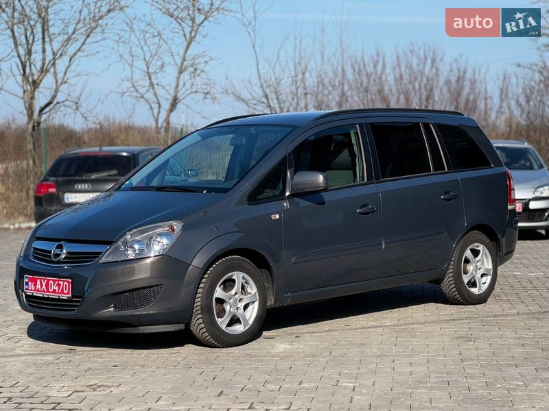 Минивэн Opel Zafira 2012 в Звягеле