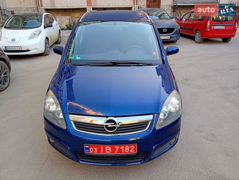 Минивэн Opel Zafira 2007 в Тернополе