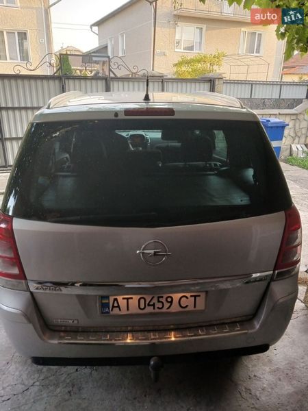 Минивэн Opel Zafira 2010 в Яремче фото 2 Минивэн Opel Zafira 2010 в Яремче