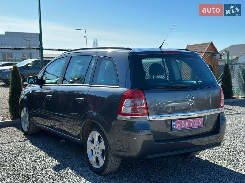 Мінівен Opel Zafira 2012 в Вінниці