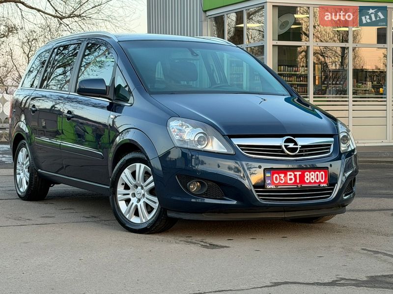 Минивэн Opel Zafira 2011 в Лубнах