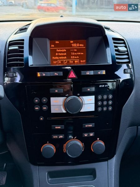 Минивэн Opel Zafira 2011 в Лубнах