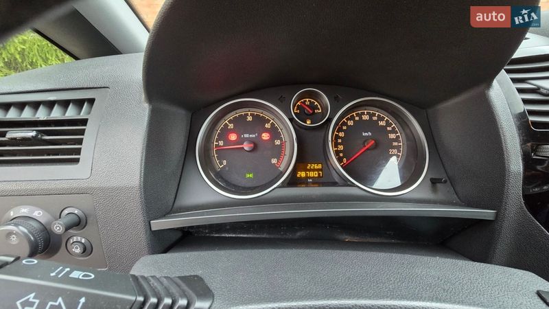 Минивэн Opel Zafira 2010 в Трускавце