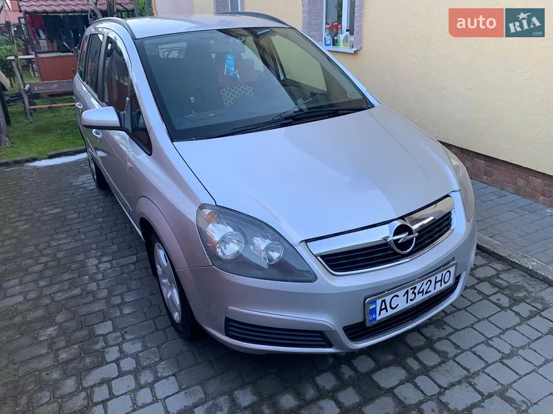 Opel Zafira