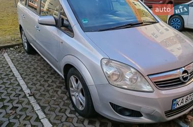 Минивэн Opel Zafira 2009 в Киеве
