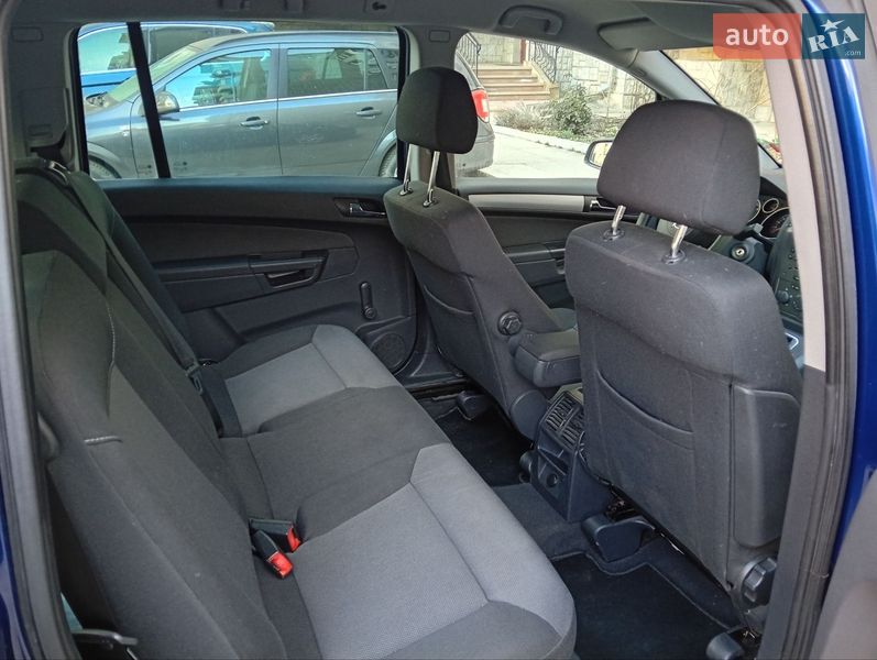 Минивэн Opel Zafira 2007 в Тернополе