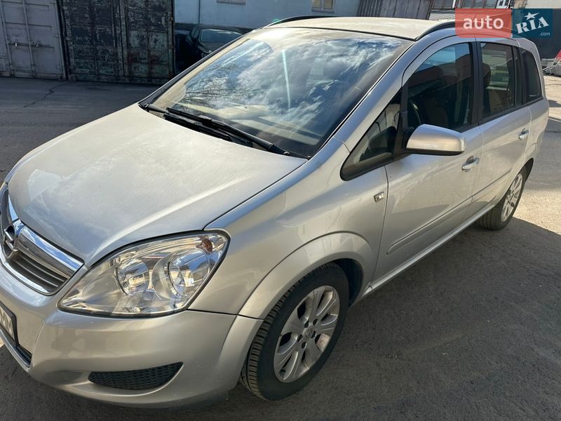 Opel Zafira 2008