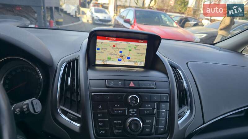 Микровэн Opel Zafira 2015 в Львове