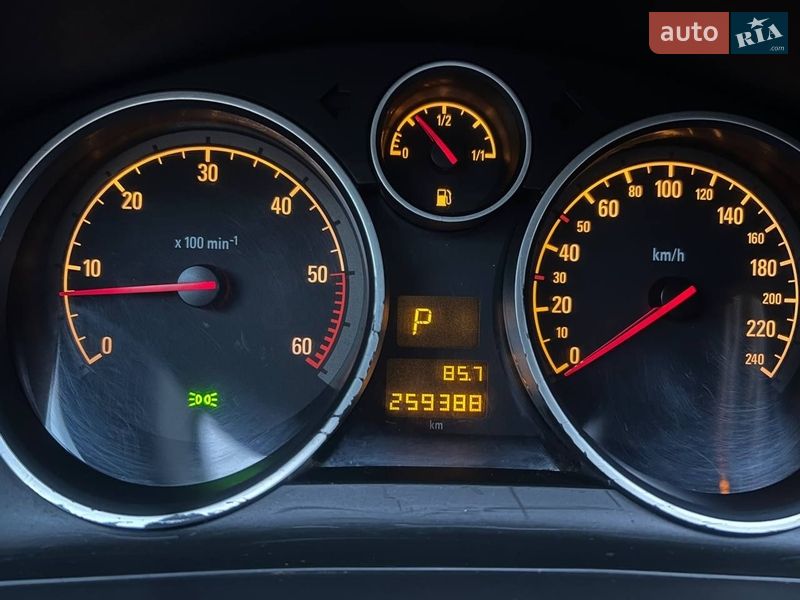 Мінівен Opel Zafira 2010 в Ізмаїлі