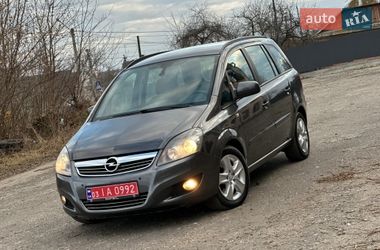 Минивэн Opel Zafira 2012 в Луцке