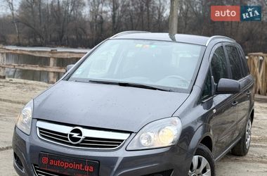 Минивэн Opel Zafira 2011 в Сумах