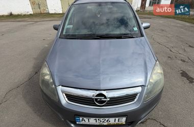 Минивэн Opel Zafira 2007 в Стопчатове