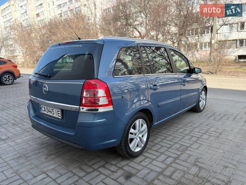 Мінівен Opel Zafira 2008 в Черкасах