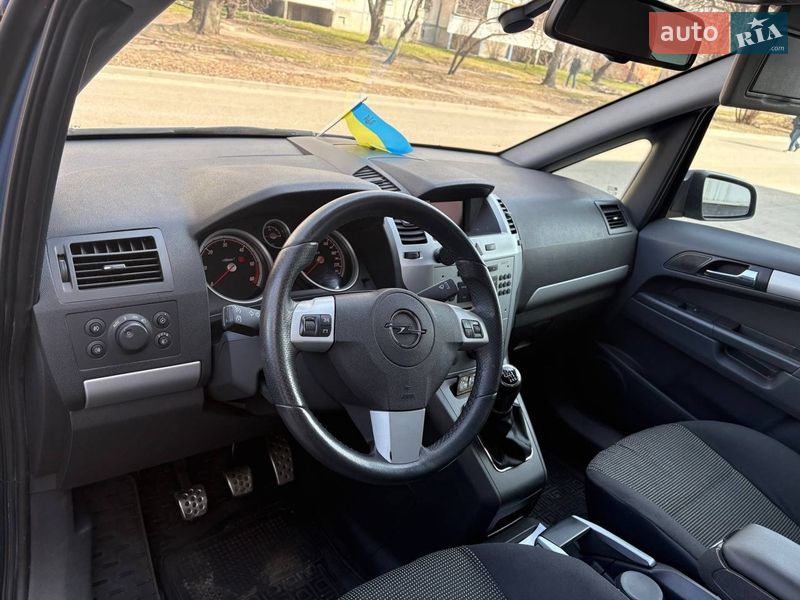 Мінівен Opel Zafira 2008 в Черкасах