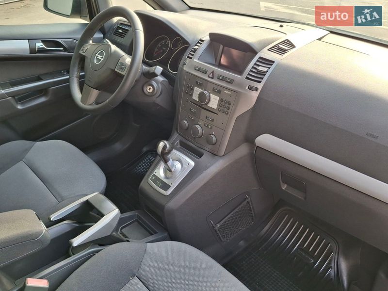 Мінівен Opel Zafira 2007 в Києві фото 10 Мінівен Opel Zafira 2007 в Києві