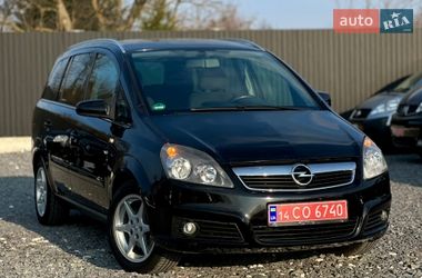 Минивэн Opel Zafira 2011 в Дрогобыче