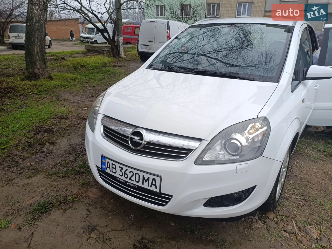 2010 Opel Zafira - мініатюра 12