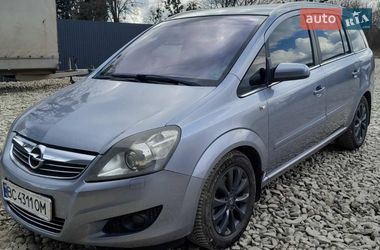 Минивэн Opel Zafira 2008 в Самборе