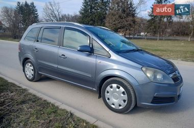 Минивэн Opel Zafira 2005 в Чорткове