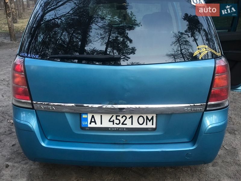 Минивэн Opel Zafira 2006 в Коцюбинском