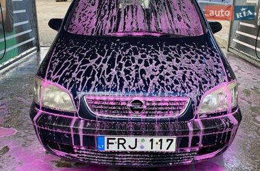 Минивэн Opel Zafira 2001 в Лозовой