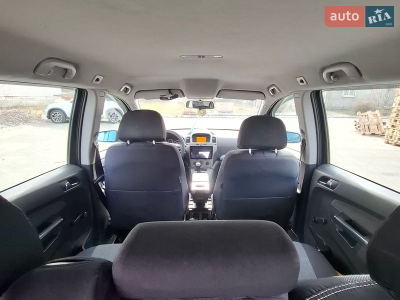 Мінівен Opel Zafira 2007 в Києві