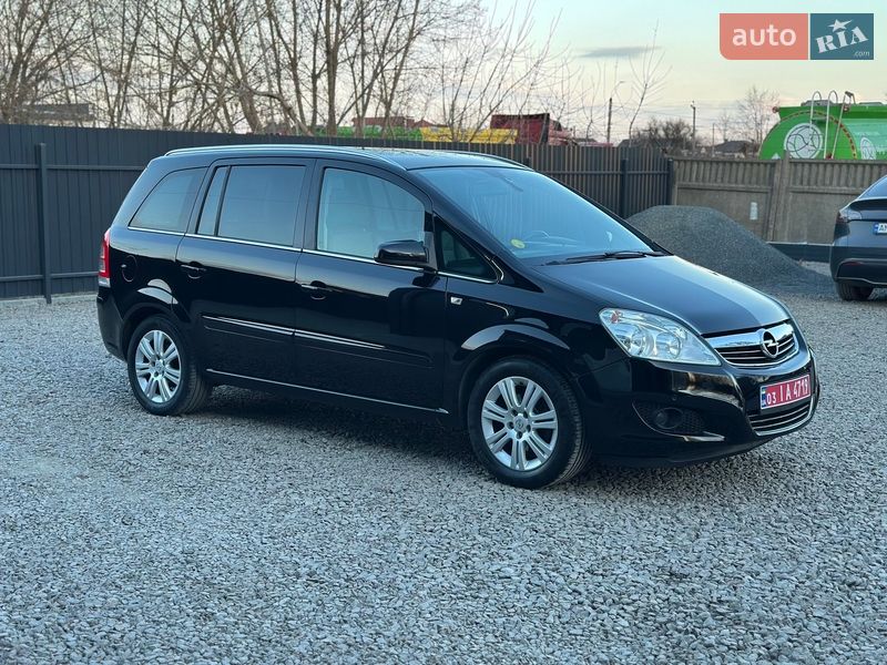 Минивэн Opel Zafira 2009 в Коростене фото Минивэн Opel Zafira 2009 в Коростене