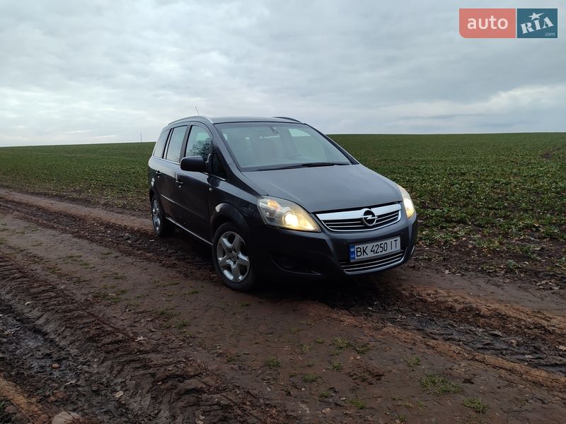 Opel Zafira 2010