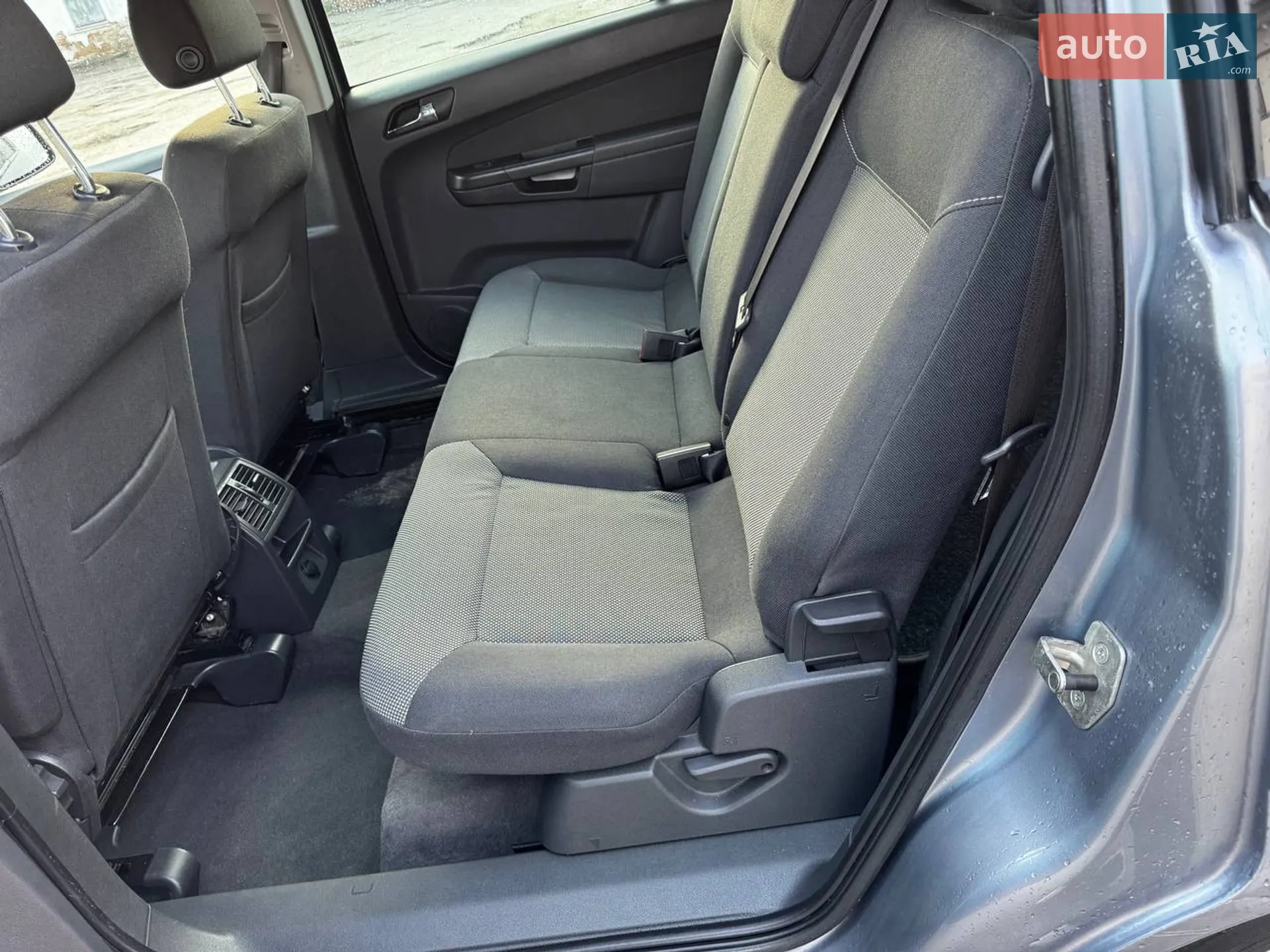 2010 Opel Zafira - мініатюра 45