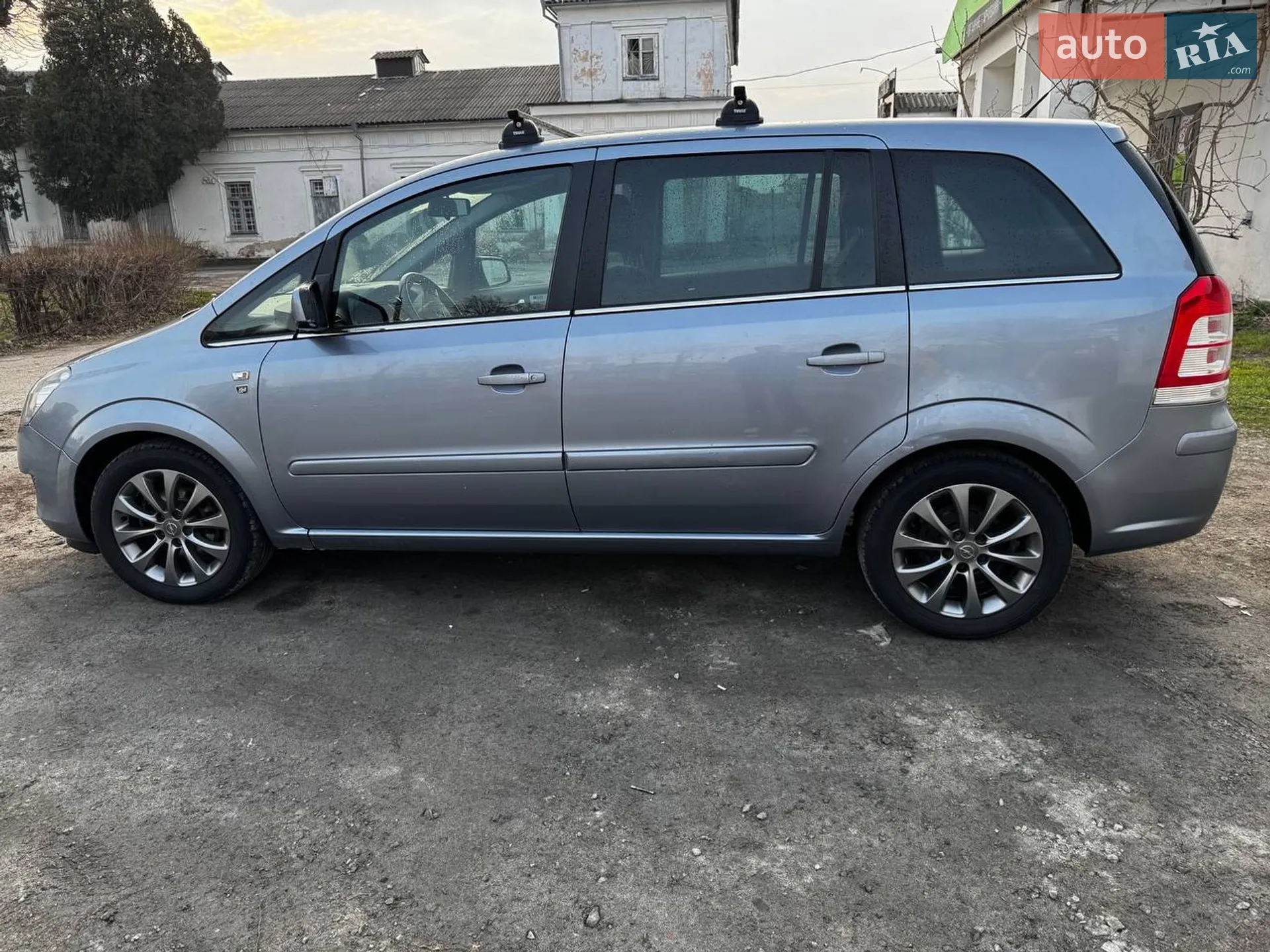2010 Opel Zafira - мініатюра 10