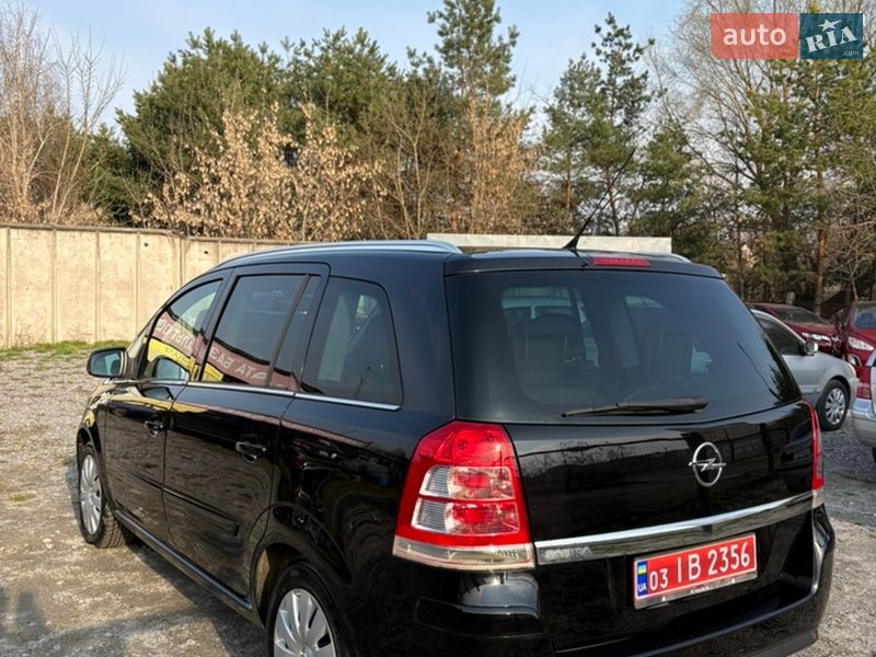 Мінівен Opel Zafira 2011 в Білій Церкві
