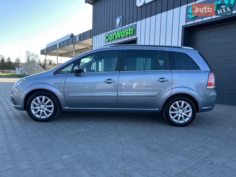 Минивэн Opel Zafira 2006 в Владимире
