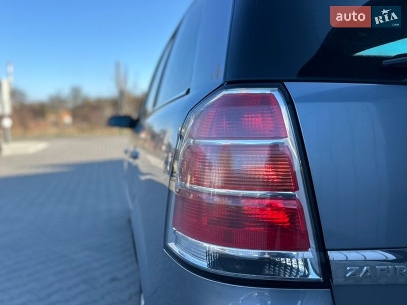 Минивэн Opel Zafira 2006 в Владимире