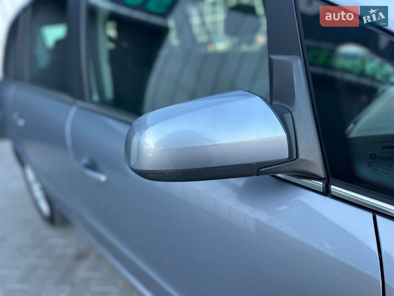 Минивэн Opel Zafira 2006 в Владимире