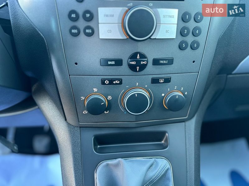 Минивэн Opel Zafira 2006 в Владимире