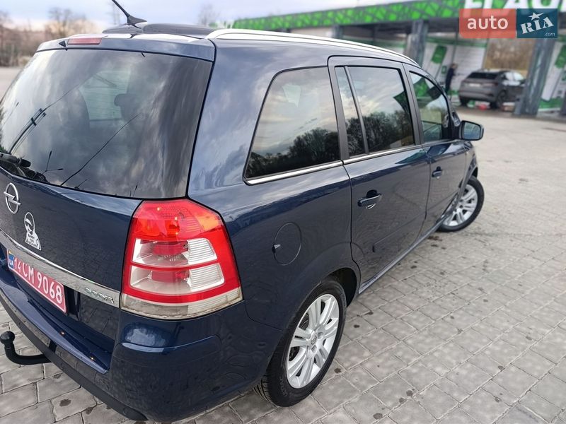 Минивэн Opel Zafira 2011 в Ивано-Франковске фото 10 Минивэн Opel Zafira 2011 в Ивано-Франковске