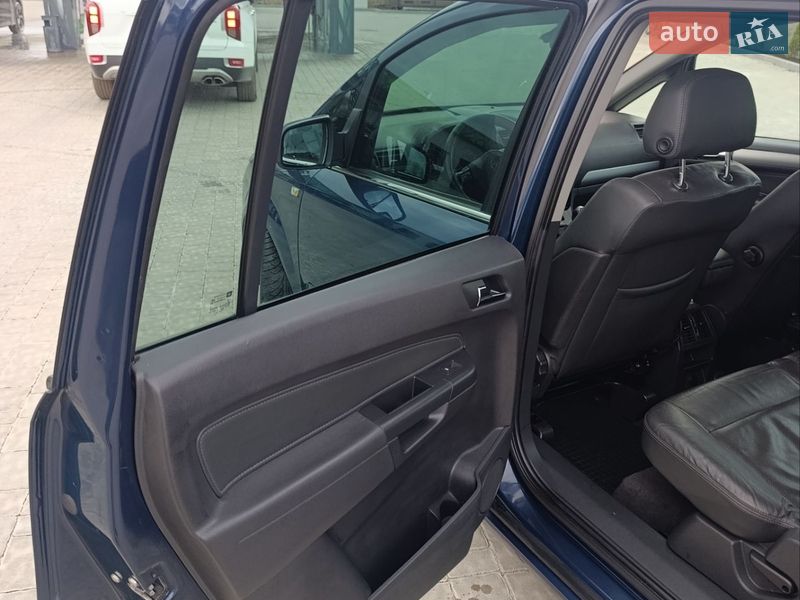 Минивэн Opel Zafira 2011 в Ивано-Франковске фото 42 Минивэн Opel Zafira 2011 в Ивано-Франковске