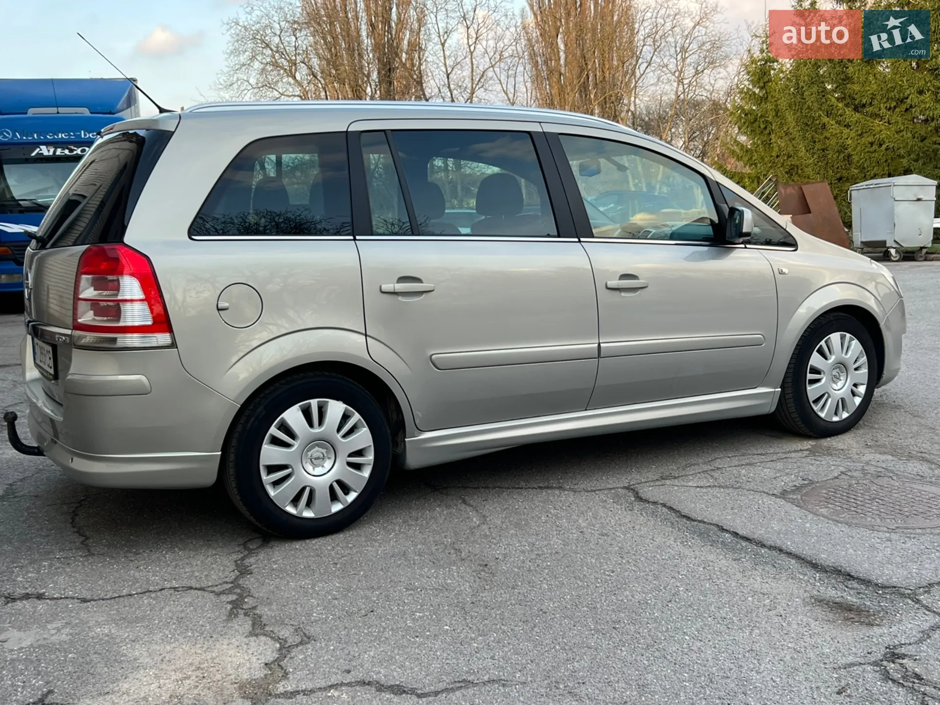 2010 Opel Zafira - мініатюра 13
