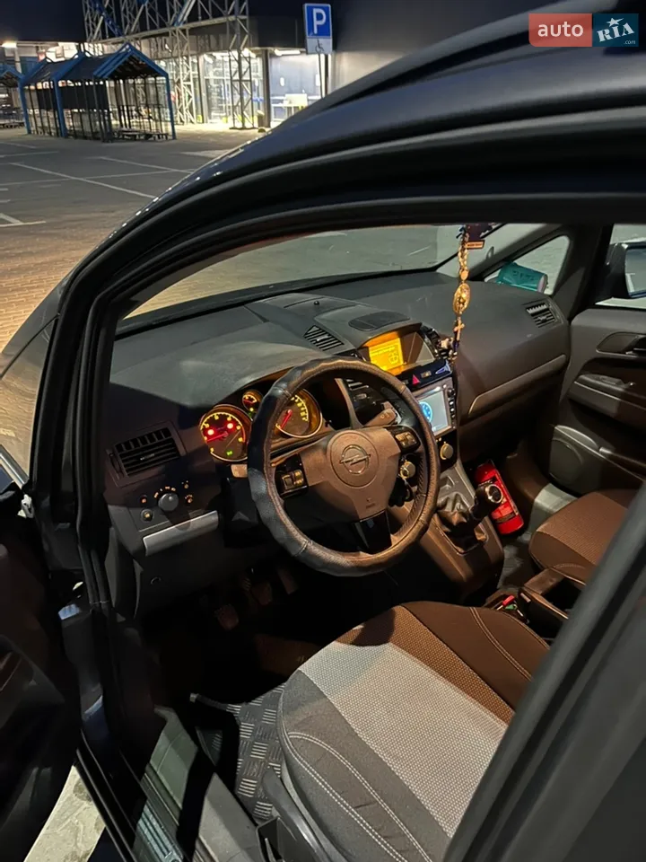 2010 Opel Zafira - мініатюра 14