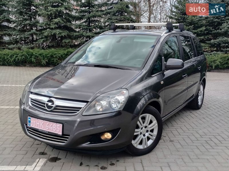 Мінівен Opel Zafira 2012 в Харкові