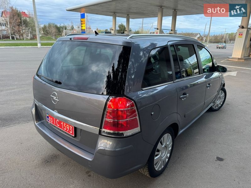 Минивэн Opel Zafira 2008 в Луцке