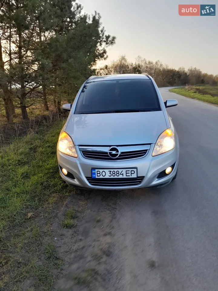 2010 Opel Zafira - мініатюра 19