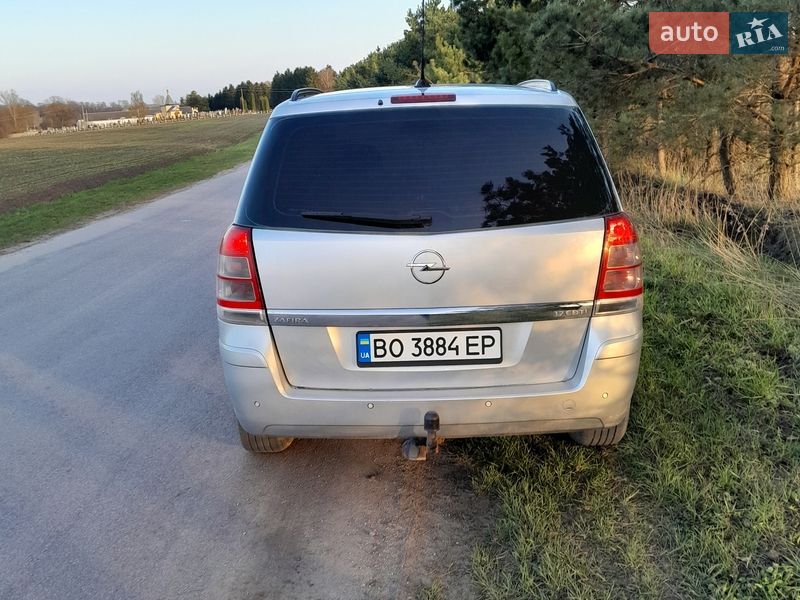 Мінівен Opel Zafira 2009 в Тернополі