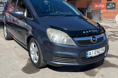 Минивэн Opel Zafira 2006 в Узине