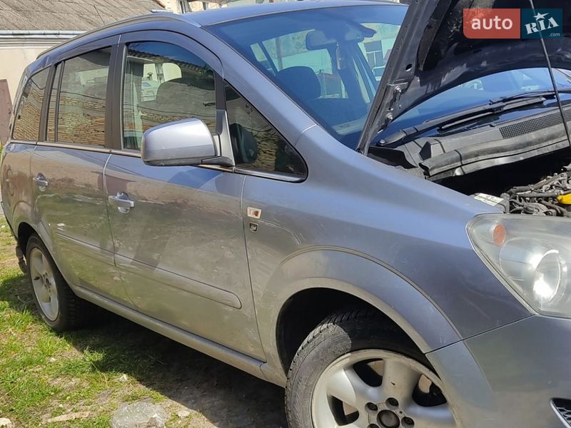Opel Zafira 2010