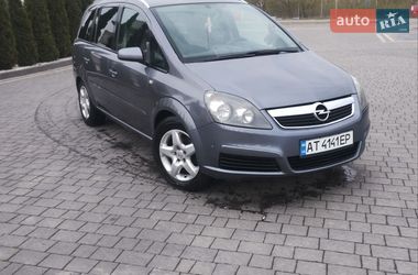 Минивэн Opel Zafira 2007 в Надворной