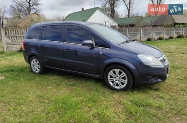 Мінівен Opel Zafira 2009 в Рівному