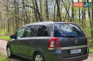 Мінівен Opel Zafira 2010 в Києві