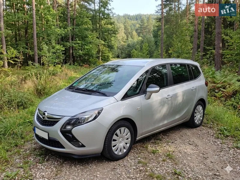 Opel Zafira 2014