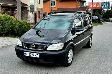 Минивэн Opel Zafira 2004 в Днепре
